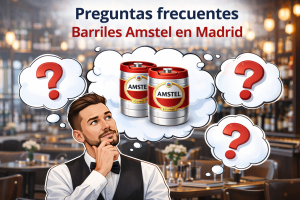 barriles de cerveza amstel preparados para distribución en madrid